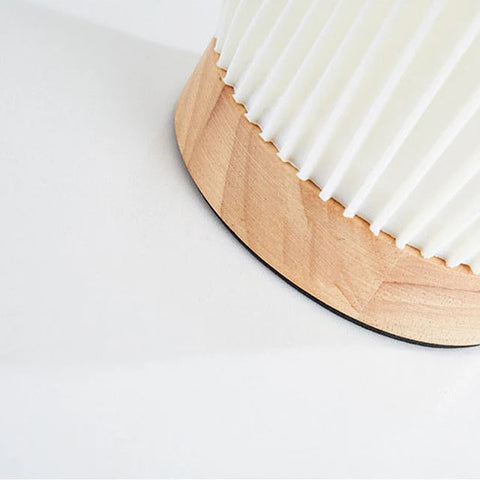 Pleat Table Lamp
