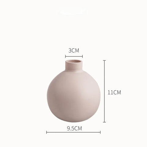 Bubble shape ceramic table vase — 11 cm high, 9.5 cm wide