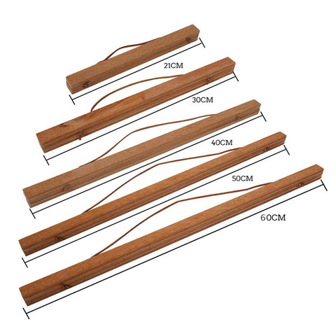 Magnetic pine print hanger for canvas prints