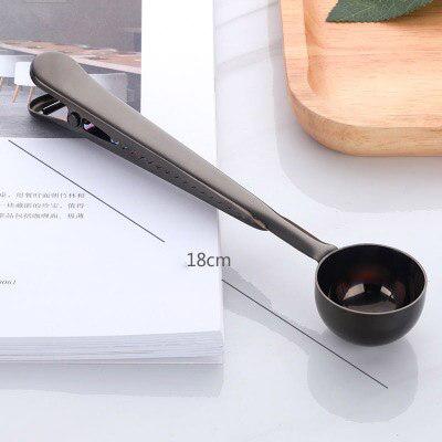 Coffee scoop clip in black, 18cm long