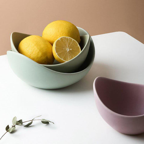 Lotus bowls in green and rose with lemons