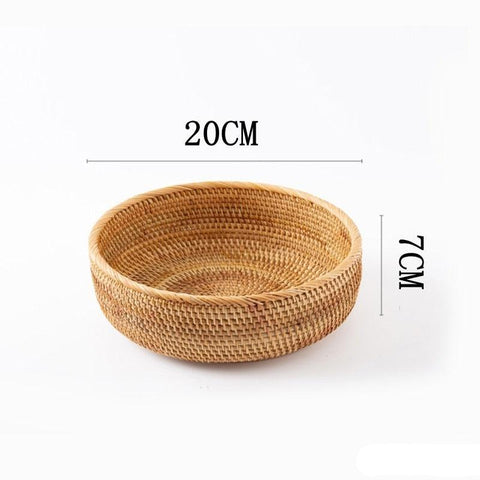 Round rattan bowl, 20cm across and 7cm deep